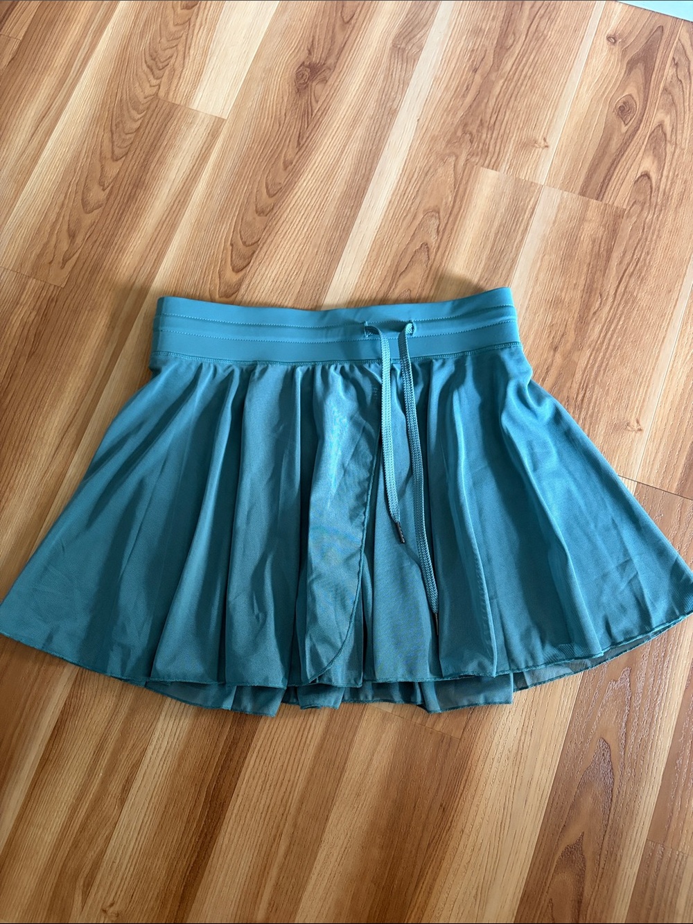 Halara High Waisted Drawstring Contrast Mesh Mini Skort Skirt Mineral Blue NWT - Picture 3 of 8